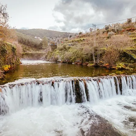 Hébergement de vacances Casa Da Professora By Alzira *