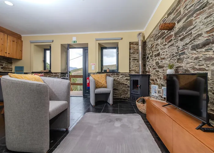 Dom wakacyjny Casa Da Professora By Alzira *